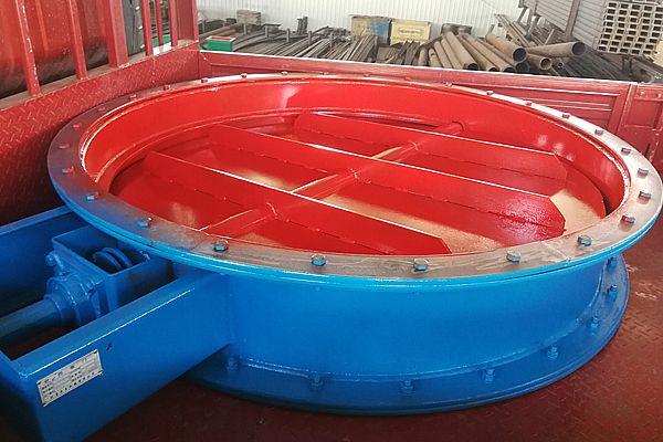 圓形擋板門(mén)（直徑170cm）已完工，裝車(chē)待發(fā)貨中